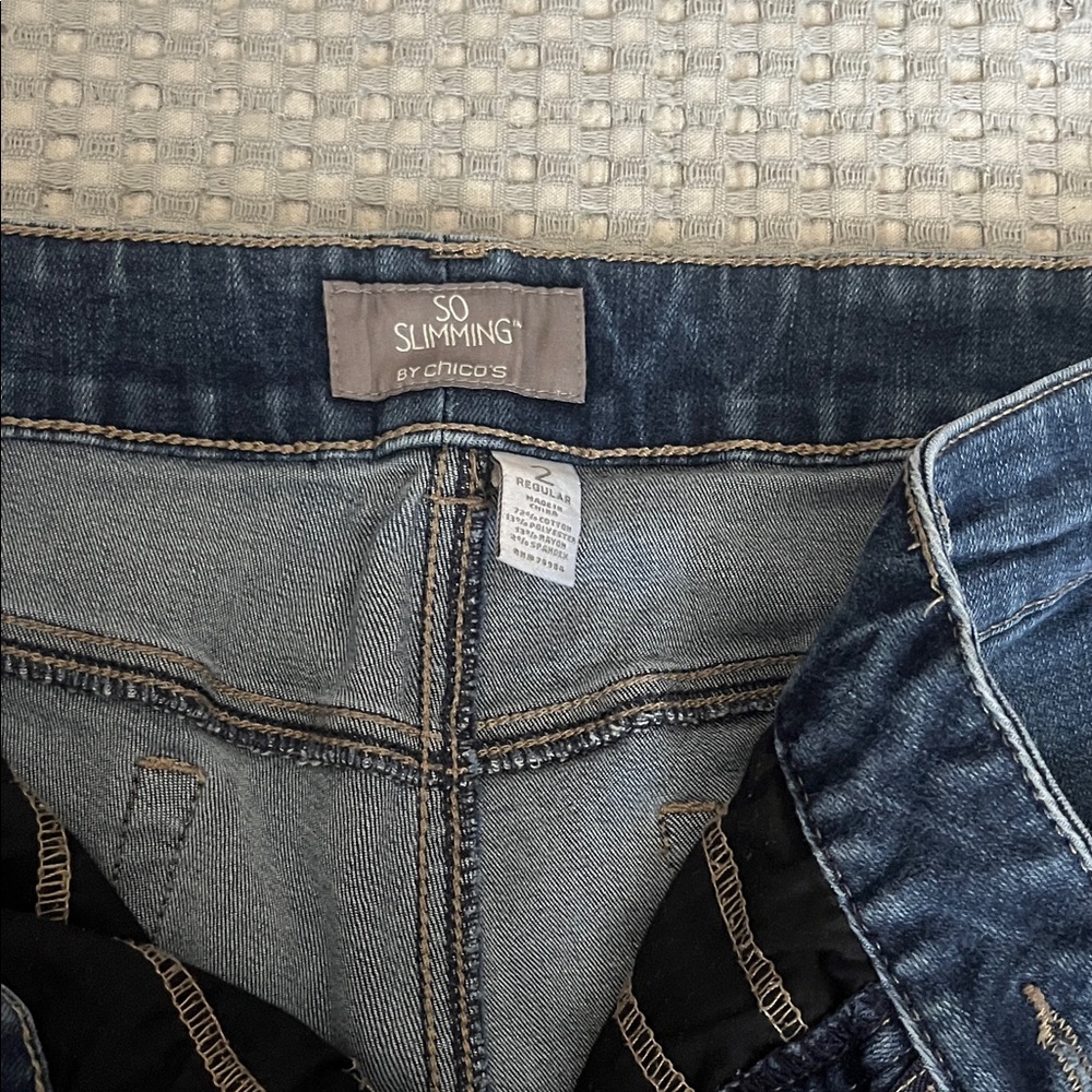 Chico's SO SLIMMING Dark Blue Denim Jeans